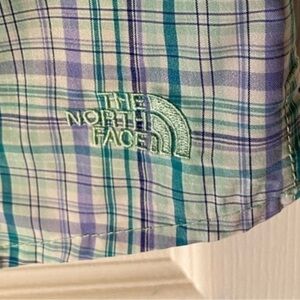 The North Face Womens Blue Plaid Short Sleeve Collared Shirt Top Size S/P​​​